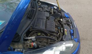 福特嘉年华改装氙气灯步骤 福特嘉年华两厢改装