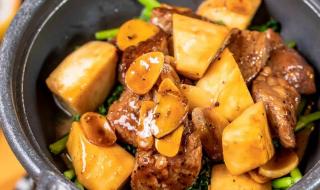 怎样装饰慕斯蛋糕 黑慕斯蛋糕是什么梗